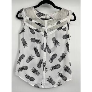 Candie's Womens White Black Sleeveless Blouse Shirt Top Pineapple Print Size XS